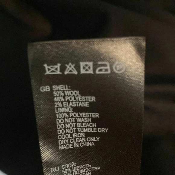 Reiss black wool blend short sleeve dress - size 6 - great condtion - cut outs - Picture 4 of 10